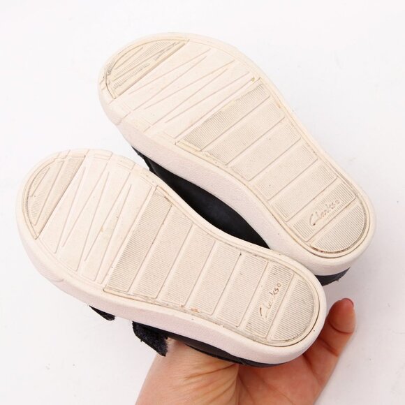 Clarks Toddlers City Oasis Leather Kids Sneakers Rubber Sole Navy Blue Velcro - Picture 7 of 7